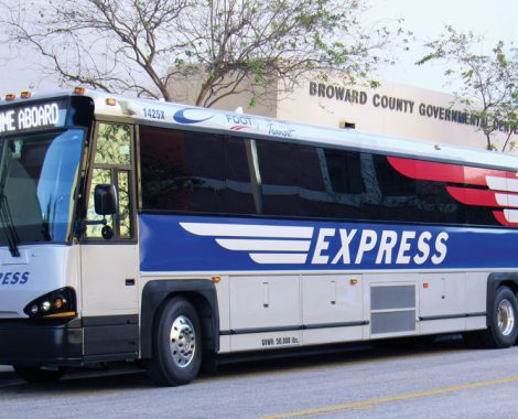 MCICommuterCoachBus